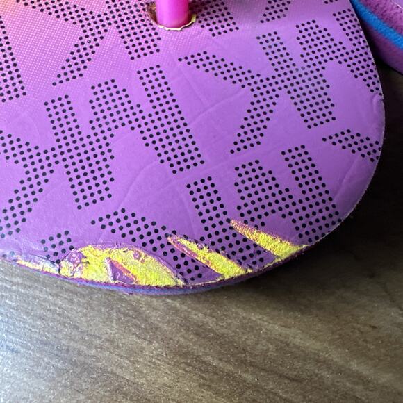 Michael Kors Endine Stripe girls rainbow "MK" flip flops Youth sizes 4/5 - Picture 2 of 7